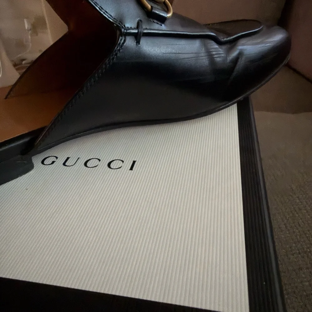 Gucci Black Leather Horsebit Slip-On Mules - Picture 9 of 11